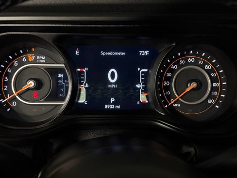 Certified 2025 Jeep Gladiator Mojave AWD/4WD image 16