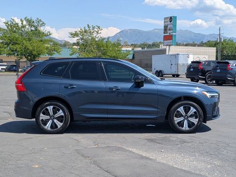 Used 2024 Volvo XC60 T8 Plus w/ Protection Package Premier AWD/4WD image 2