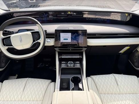 New 2026 Lincoln Nautilus Black Label w/ Jet Appearance Package AWD/4WD image 16