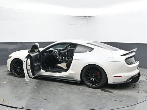 Used 2017 Ford Mustang GT Premium w/ GT Performance Package image 48