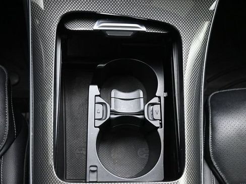 Used 2022 Mercedes-Benz C 300 Sedan image 17