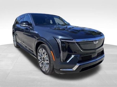 New 2025 Cadillac Escalade IQ Luxury 2 w/ LPO, Radiant Package image 8