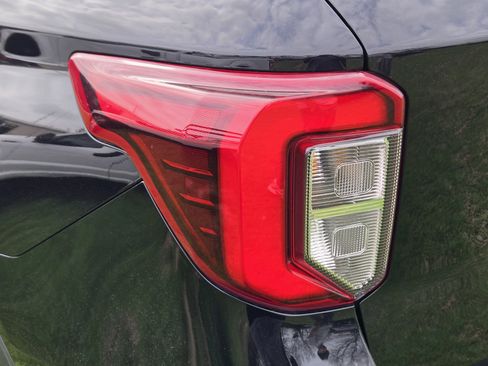 Used 2023 Ford Explorer ST w/ Equipment Group 401A image 8