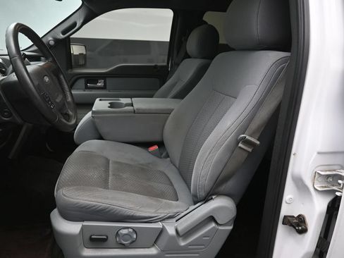 Used 2014 Ford F150 XLT w/ Equipment Group 302A Luxury RWD image 17