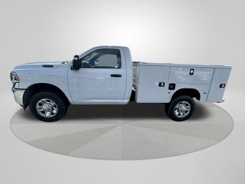 New 2024 RAM 3500 Tradesman w/ Chrome Appearance Group image 4