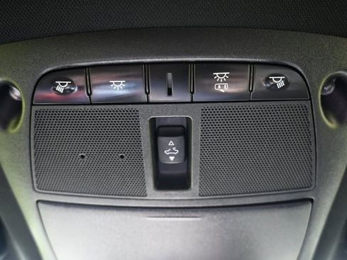 Used 2018 INFINITI Q60 3.0t Luxe image 31