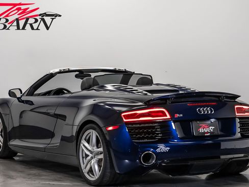 Used 2014 Audi R8 V8 image 3