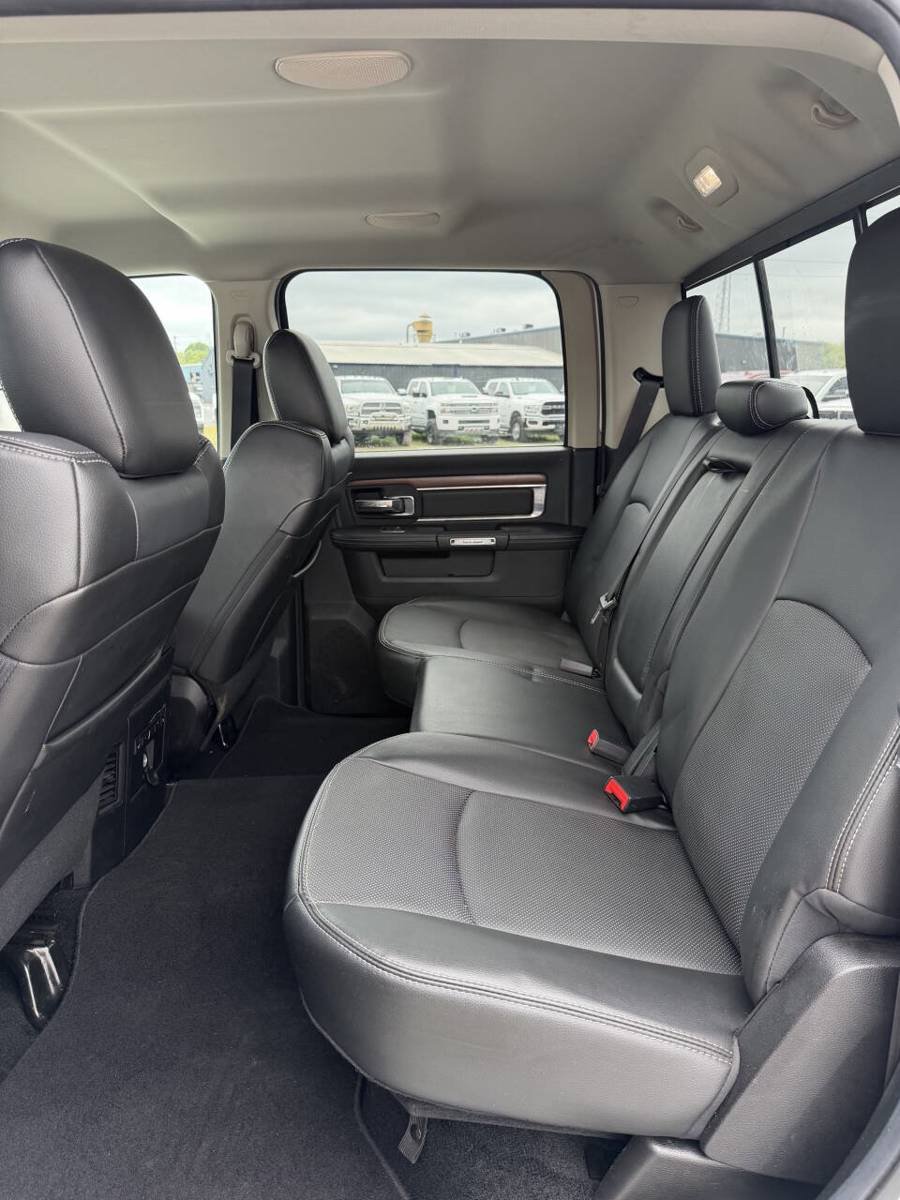 Used 2014 RAM 3500 Laramie AWD/4WD image 10