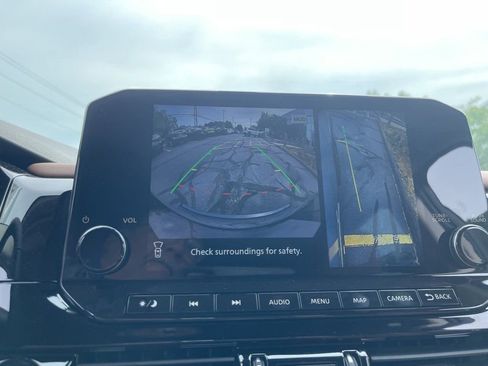 New 2025 Nissan Pathfinder Platinum w/ Cargo Package image 17