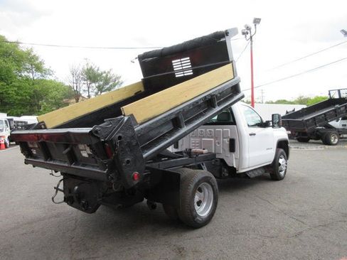 Used 2019 GMC Sierra 3500 4x4 Regular Cab w/ Sierra Convenience Package image 4