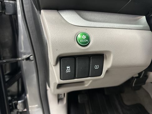 Used 2014 Honda CR-V LX image 20
