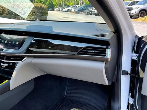 Used 2018 Cadillac CT6 Premium Luxury w/ Super Cruise Package AWD/4WD image 19