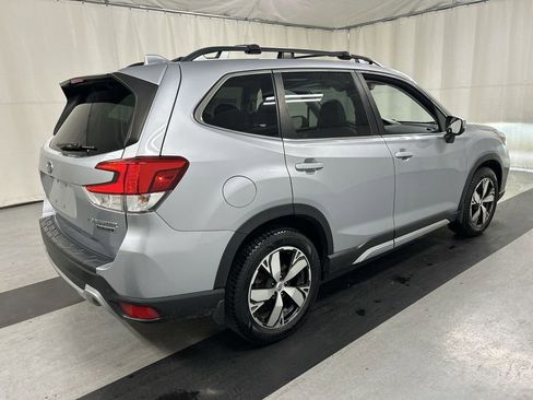 Used 2021 Subaru Forester Touring image 2