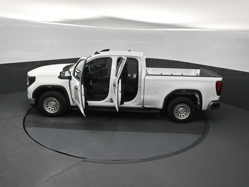 Used 2024 GMC Sierra 1500 Pro w/ Pro Value Package AWD/4WD image 39