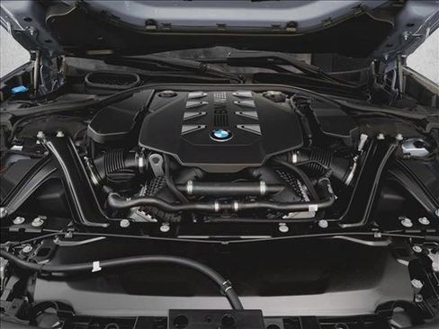 New 2026 BMW 760i xDrive image 8