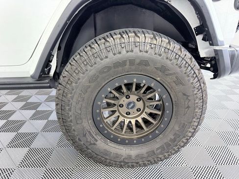 Used 2021 Jeep Wrangler Unlimited Rubicon image 27