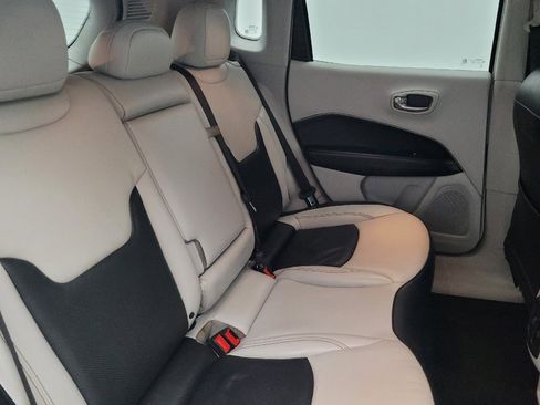 Used 2021 Jeep Compass Limited image 19