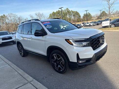 Certified 2023 Honda Passport Elite image 6