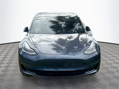Used 2023 Tesla Model 3 Standard Range RWD image 2