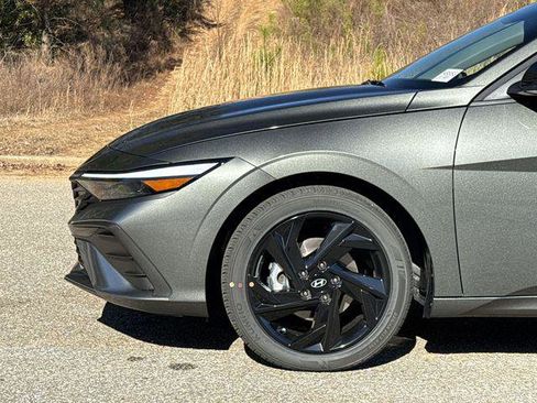 New 2026 Hyundai Elantra Sport image 19