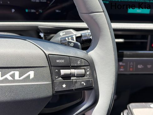 New 2026 Kia EV6 Light RWD image 13