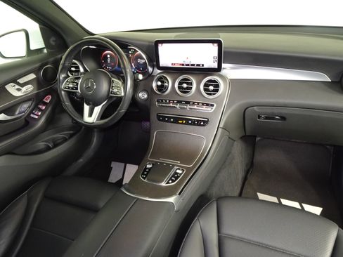 Used 2022 Mercedes-Benz GLC 300 4MATIC image 39