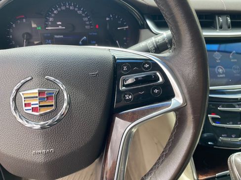 Used 2013 Cadillac XTS FWD image 48