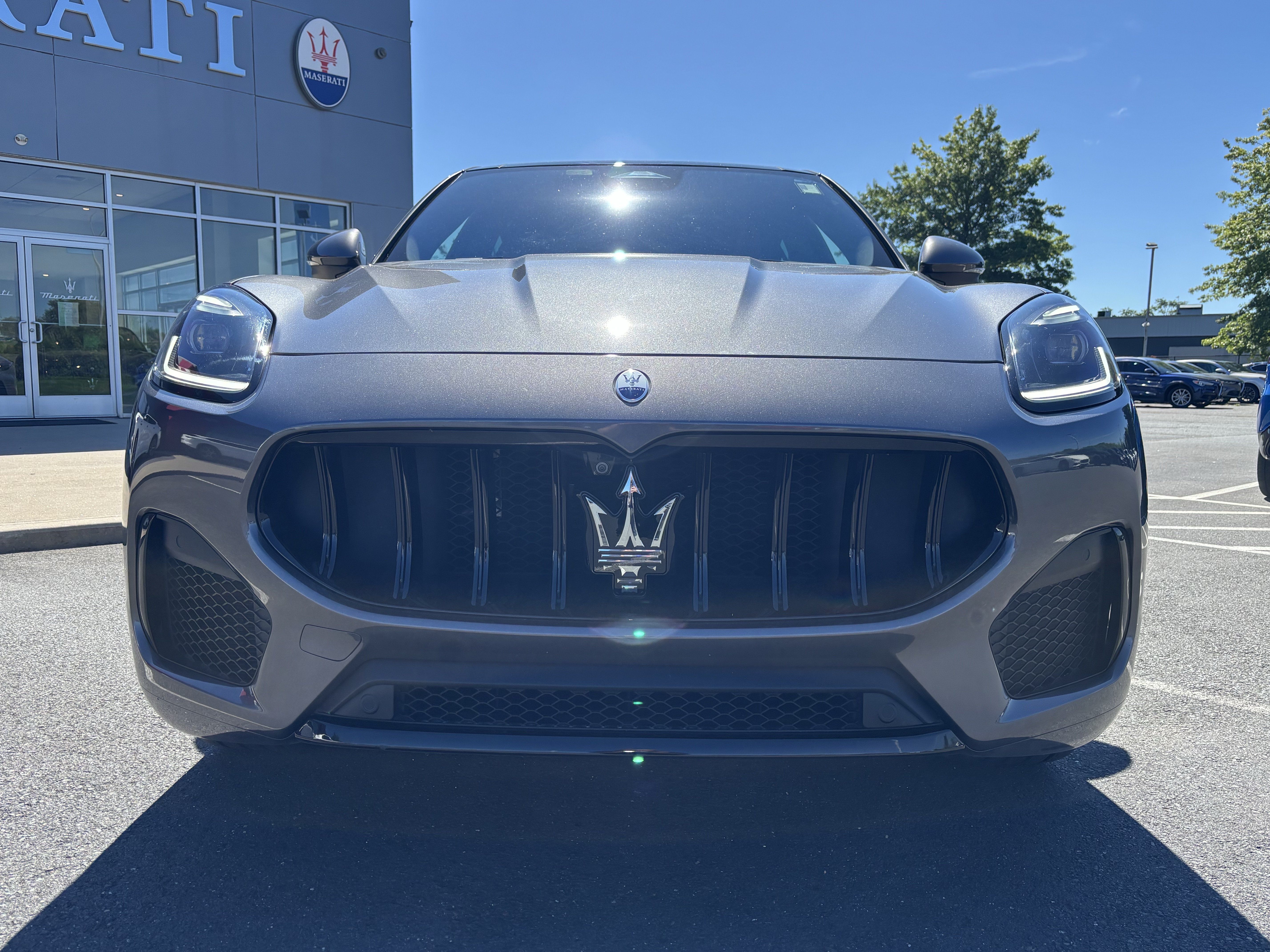 Used 2023 Maserati Grecale Folgore AWD/4WD image 11