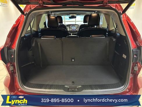 Used 2017 Toyota Highlander SE w/ Carpet Mat Package AWD/4WD image 24