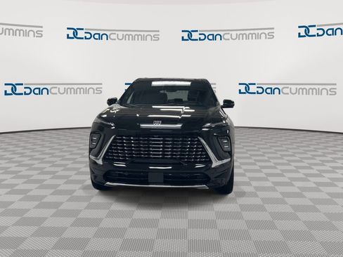 New 2026 Buick Enclave Avenir w/ Super Cruise Package image 3