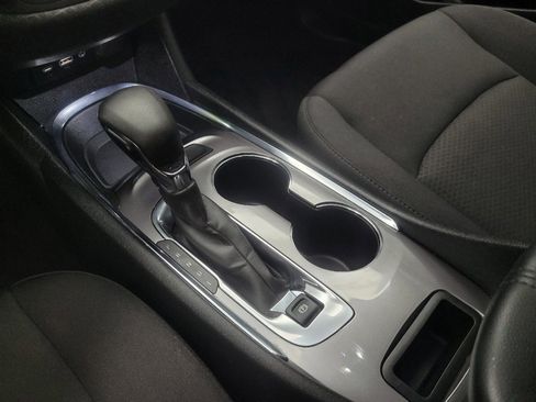 Used 2023 Chevrolet Malibu LT FWD image 26