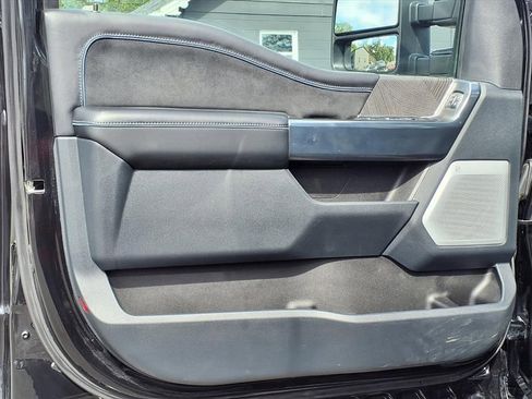 Used 2025 Ford F250 Platinum AWD/4WD image 29