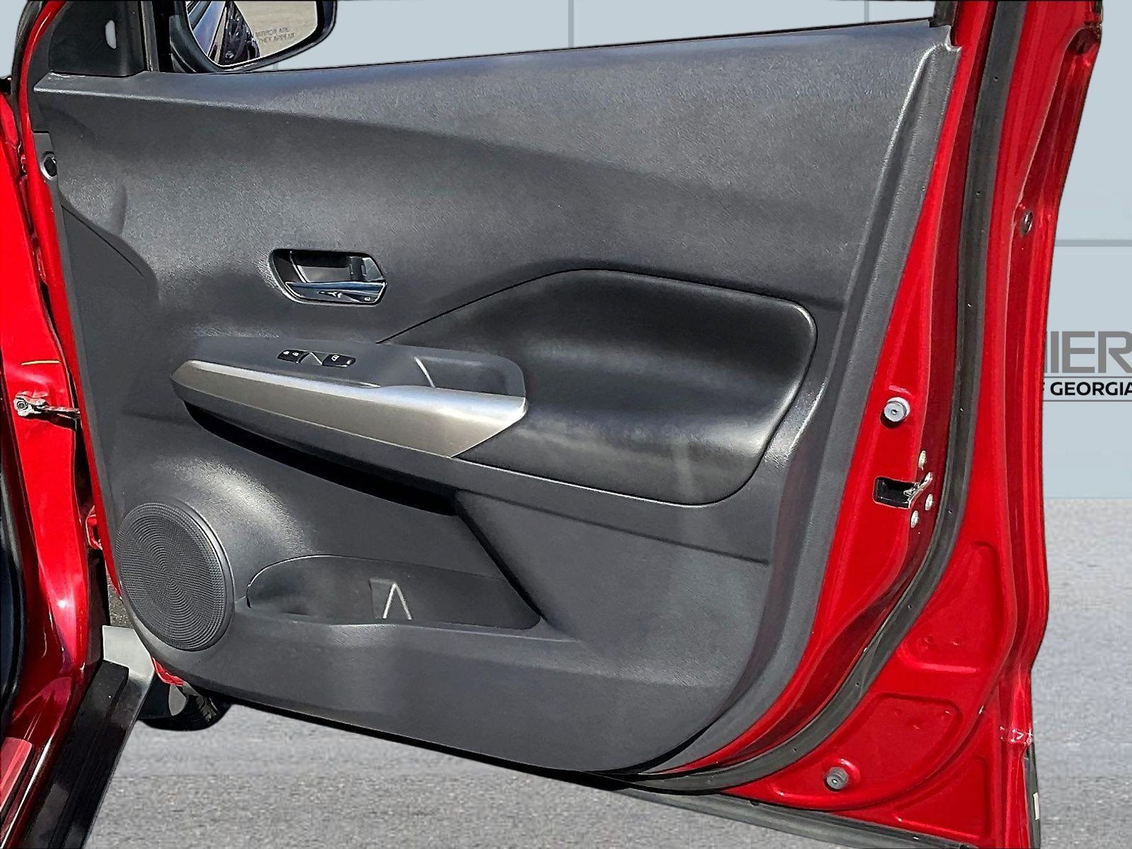 Certified 2019 Nissan Kicks SR w/ SR Premium Package FWD image 30
