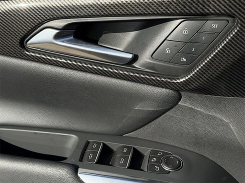 New 2026 Chevrolet Traverse High Country image 21