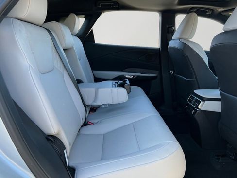 Certified 2025 Lexus RX 350 Premium w/ Accessory Package (Z1) image 9