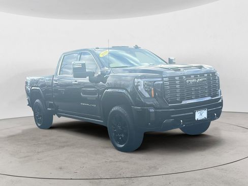 Used 2024 GMC Sierra 2500 Denali Ultimate w/ Snow Plow Prep/Camper Package image 1