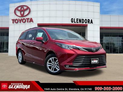 New 2026 Toyota Sienna XLE