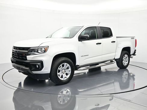 Used 2022 Chevrolet Colorado Z71 AWD/4WD image 1