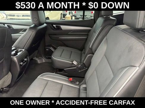 Used 2025 Buick Enclave Preferred AWD/4WD image 38