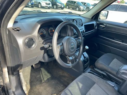 Used 2016 Jeep Patriot Sport w/ Power Value Group FWD image 15