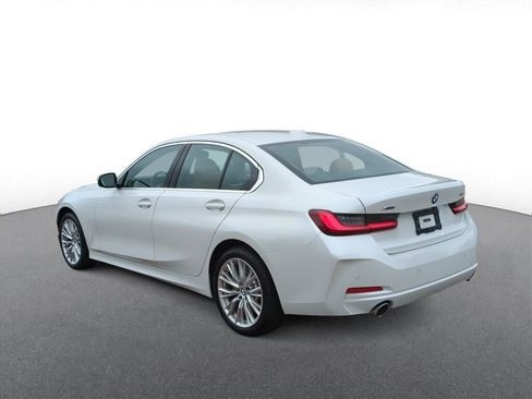 Used 2024 BMW 330i xDrive Sedan w/ Convenience Package image 8