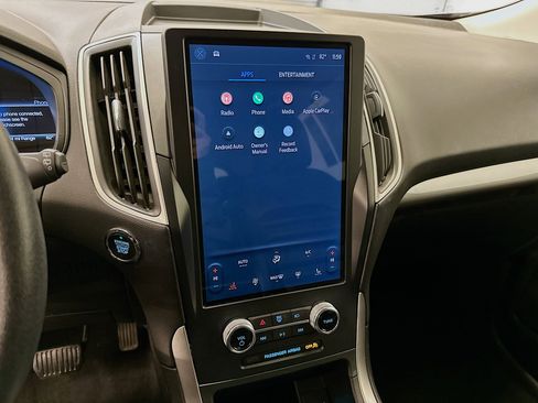 Used 2024 Ford Edge SEL AWD/4WD image 25