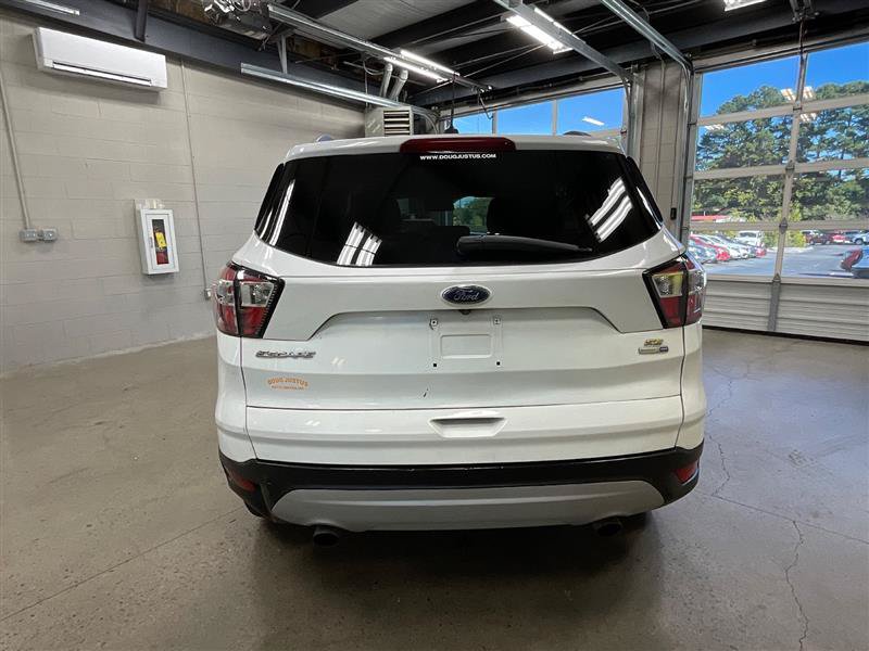 Used 2018 Ford Escape SE AWD/4WD image 4