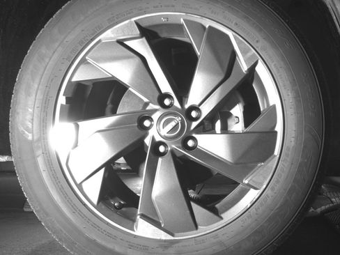 Used 2025 Nissan Rogue SV FWD image 13