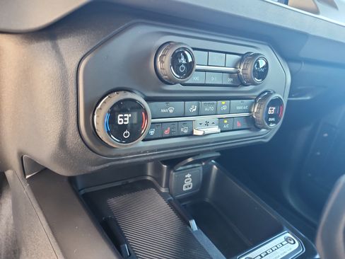 New 2026 Ford Bronco Outer Banks AWD/4WD image 28