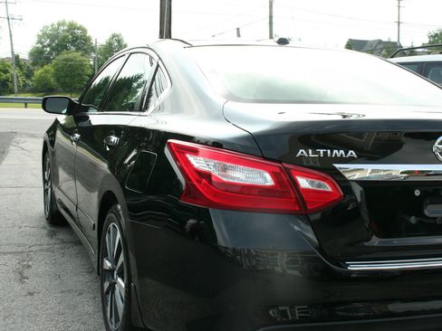 Used 2017 Nissan Altima 2.5 SV FWD image 21