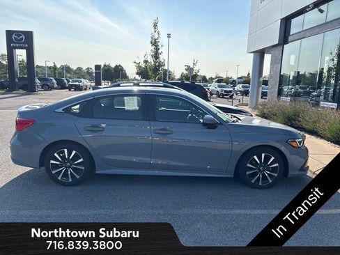 Used 2024 Honda Civic EX image 3