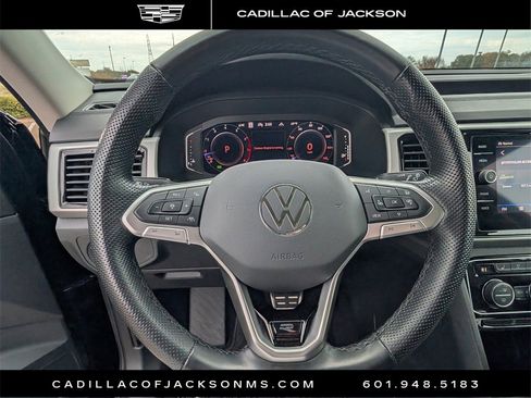 Used 2022 Volkswagen Atlas SEL Premium image 10