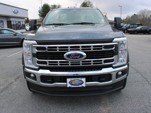 Used 2024 Ford F550 4x4 Regular Cab Super Duty image 3