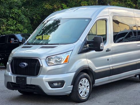Used 2021 Ford Transit 350 XLT RWD image 2